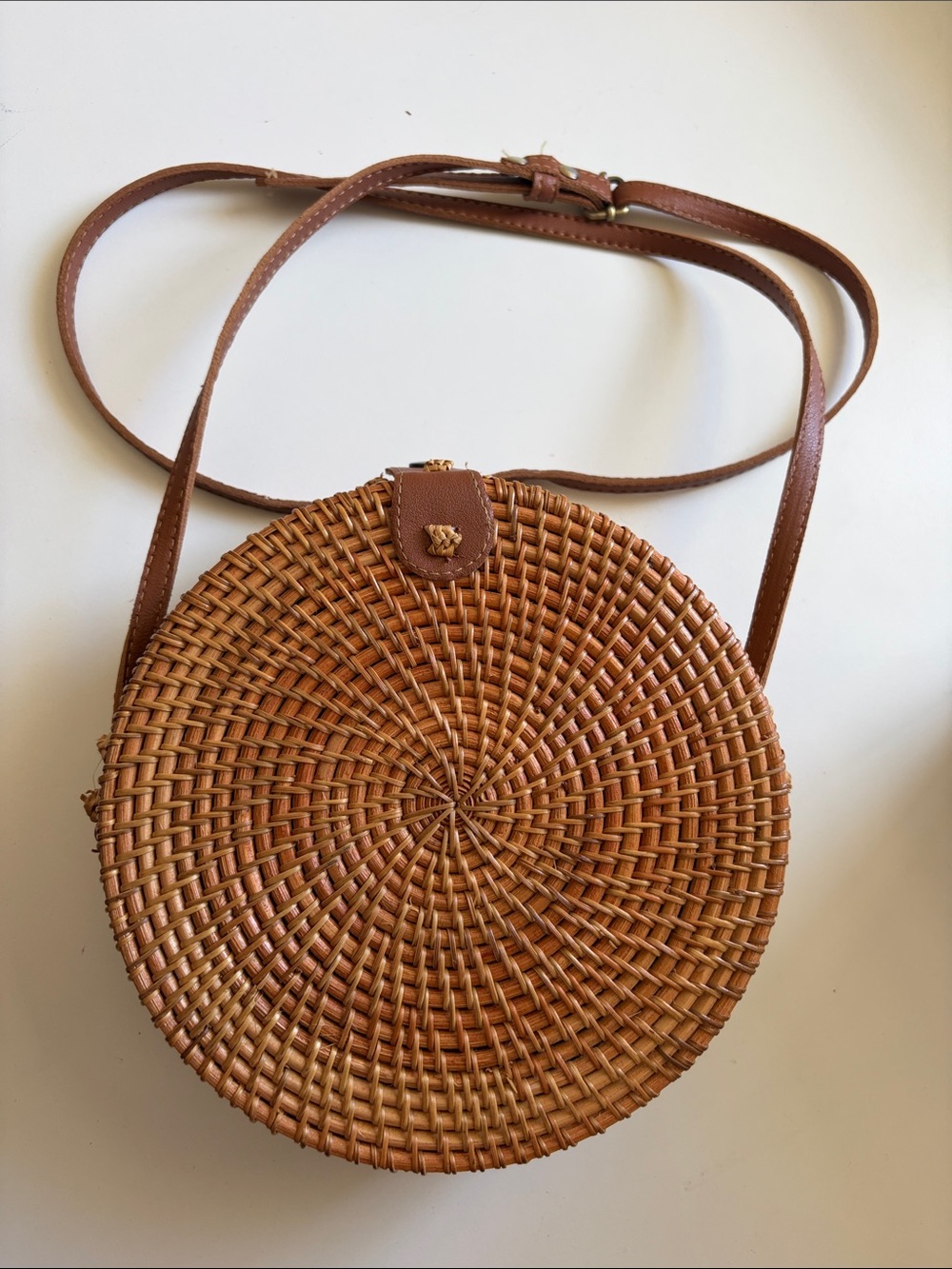 Vintage Woven Round Crossbody Bag Tan with Floral Lined Interior Tiki Japanese